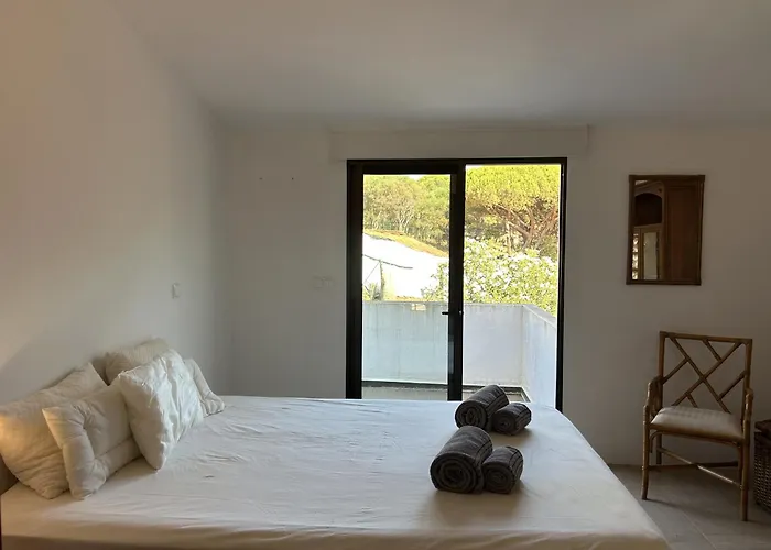 Vivenda Alfamar 2120 - 180m Da Casa de Férias *