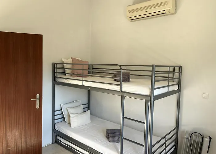 Vivenda Alfamar 2120 - 180m Da Casa de Férias