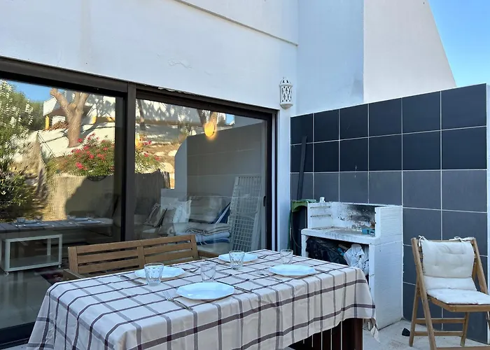 Ferienhaus Vivenda Alfamar 2120 - 180m Da *