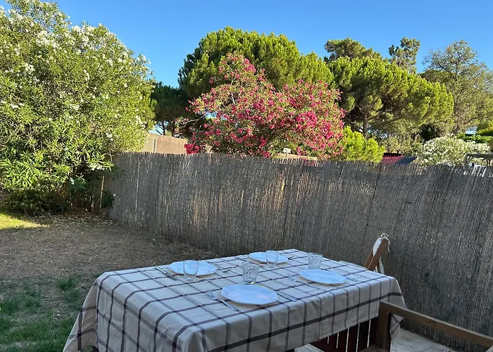 Casa de Férias Vivenda Alfamar 2120 - 180m Da *