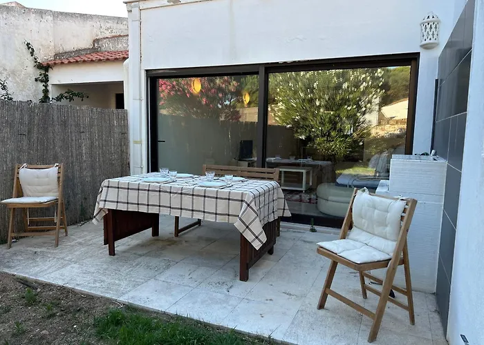 Vivenda Alfamar 2120 - 180m Da