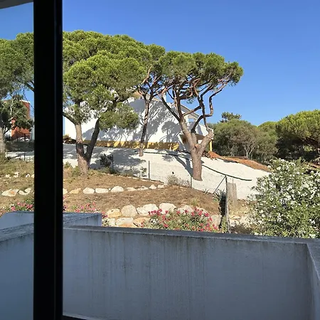 Vivenda Alfamar 2120 - 180m Da