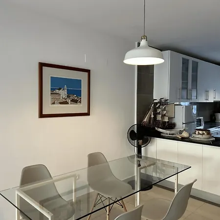 Vivenda Alfamar 2120 - 180m Da *